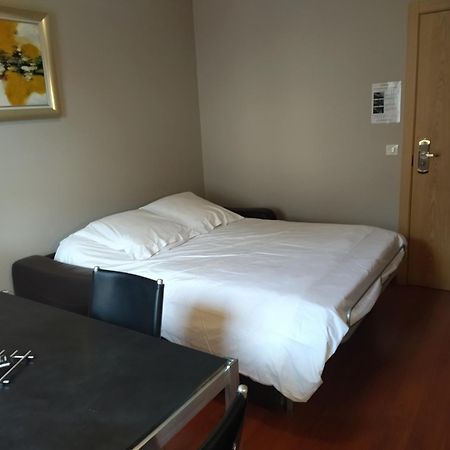 Aux Balcons Du Sancy Aparthotel Picherande Exterior foto