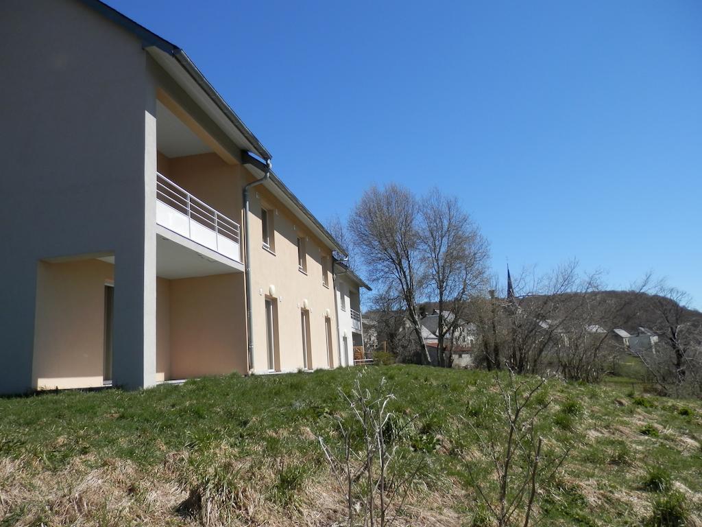 Aux Balcons Du Sancy Aparthotel Picherande Exterior foto